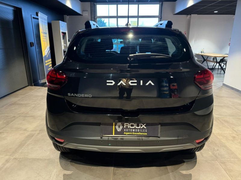 DACIA SANDERO TCE 110 CH STEPWAY EXPRESSION + MAINS LIBRES-ANGLES MORTS-CLIM AUTO-CAMERA RECUL 