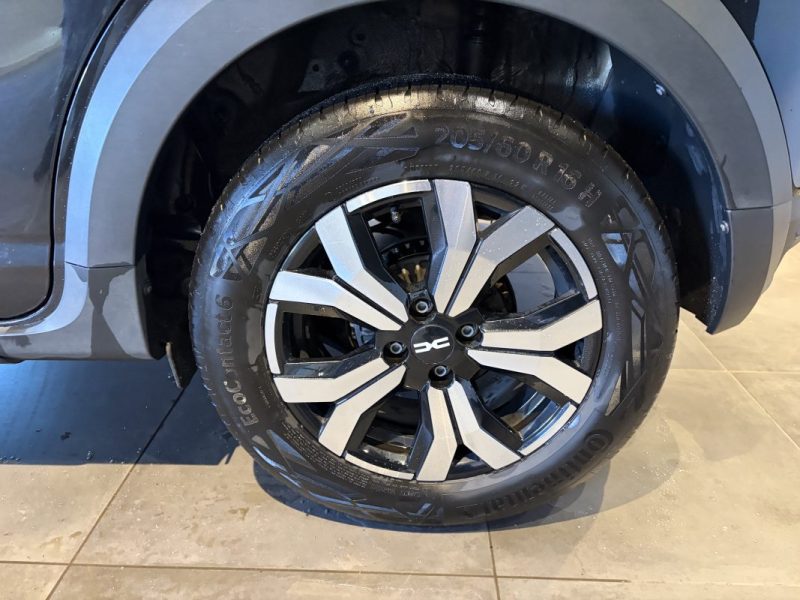 DACIA SANDERO TCE 110 CH STEPWAY EXPRESSION + MAINS LIBRES-ANGLES MORTS-CLIM AUTO-CAMERA RECUL 