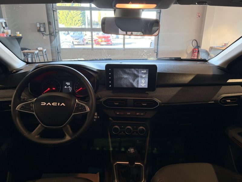 DACIA SANDERO TCE 110 CH STEPWAY EXPRESSION + MAINS LIBRES-ANGLES MORTS-CLIM AUTO-CAMERA RECUL 