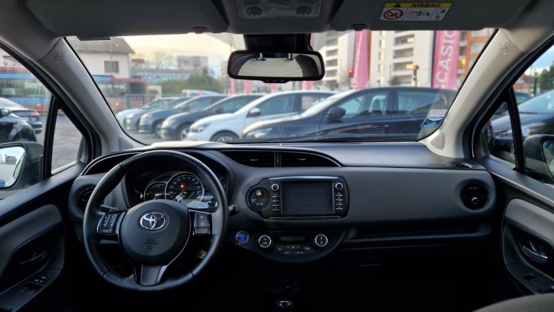 TOYOTA YARIS 100 CV HYB FRANCE BUSINESS 2020