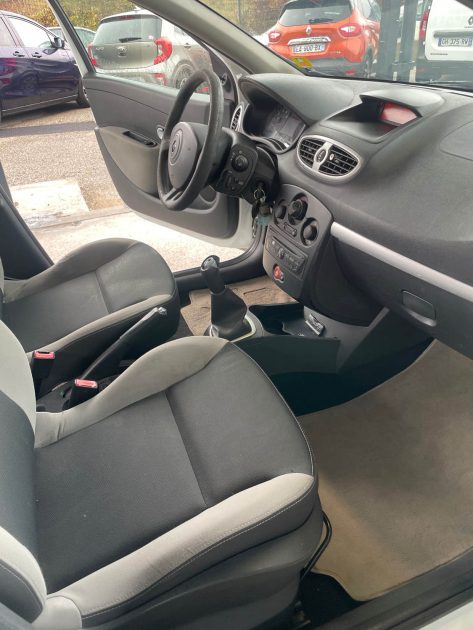 Renault Clio 3 1.2 75ch phase 2