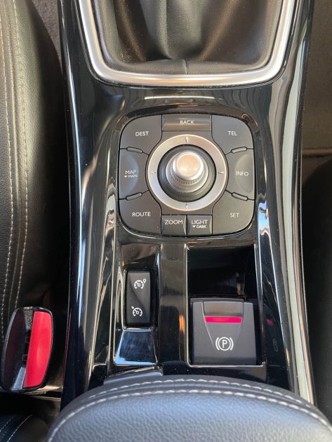 RENAULT LAGUNA 2.0 DCI 150 Initiale Paris 