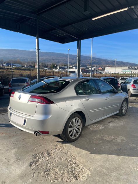 RENAULT LAGUNA 2.0 DCI 150 Initiale Paris 