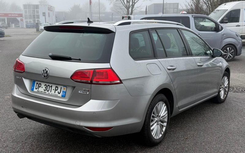 VOLKSWAGEN GOLF SW 1.6 TDI 105 BlueMotion Technology 4Motion Série Spéciale Cup - Toit Panoramique