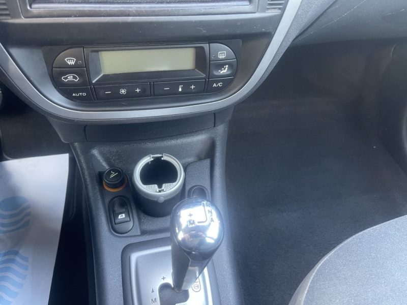 CITROEN C3 1.4I 88CV BOITE AUTO CLIM AUTO CT OK 96000KMS