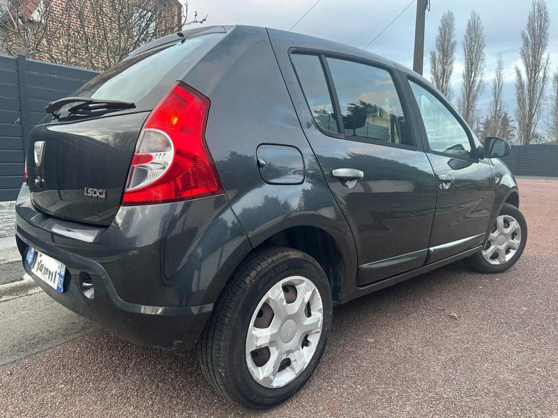 DACIA SANDERO 1.5 DCI 2009
