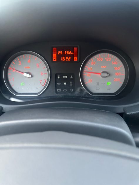 DACIA SANDERO 1.5 DCI 2009