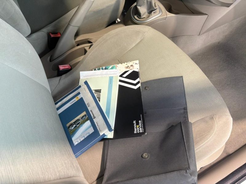 RENAULT CLIO III 1.2 100Ch Expression - Reprise possible - Garantie 6 mois 