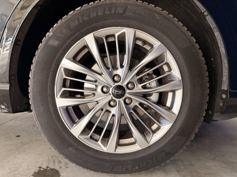 FORD KUGA VIGNALE  2.5i DURATEC FHEV 190CV eCVT 2021 / CAR PLAY / 1ER MAIN 