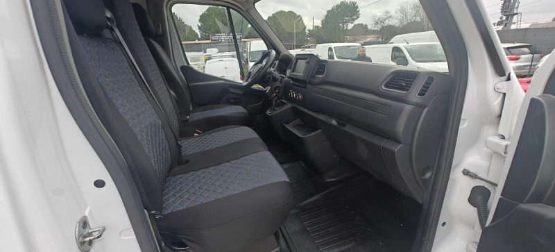 RENAULT MASTER III FOURGON 2.3 DCI 150 FWD 2298CM3 150CV  2019