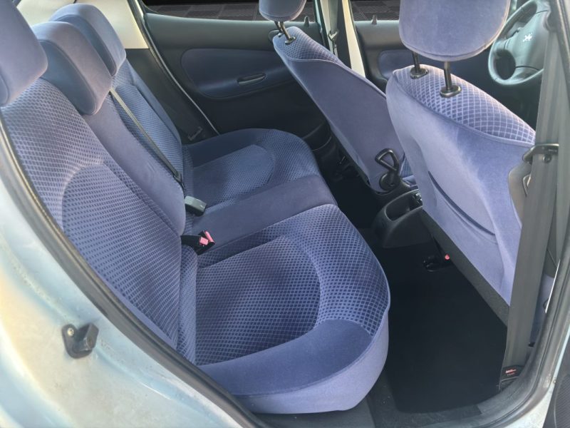 PEUGEOT 206 1.6 i Roland Garros 109 cv