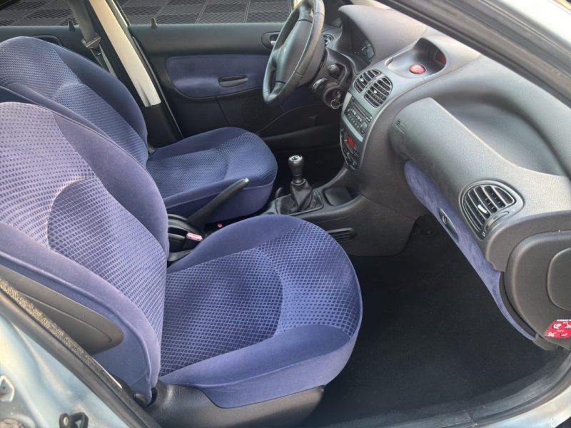 PEUGEOT 206 1.6 i Roland Garros 109 cv