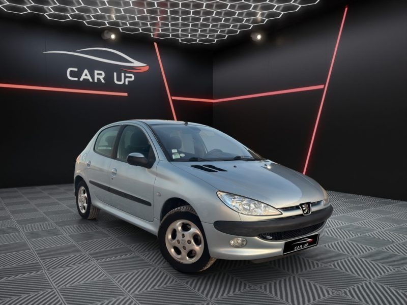 PEUGEOT 206 1.6 i Roland Garros 109 cv