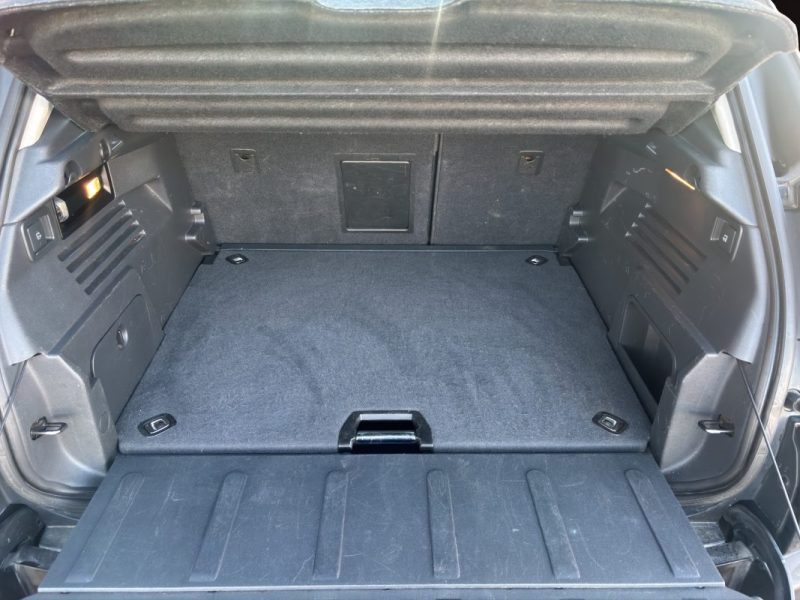 PEUGEOT 3008 1.6 HDI 115 cv