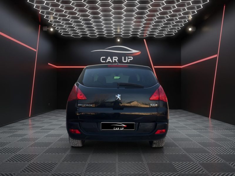 PEUGEOT 3008 1.6 HDI 115 cv