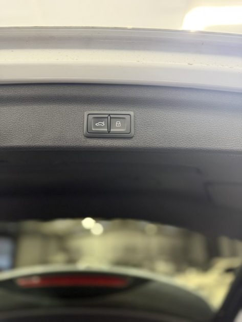 Audi Q3 35 TFSI 150ch Mild Hybrid S-Tronic 7 | 93 000 KM | 2020 | Toit ouvrant | intérieur cuir