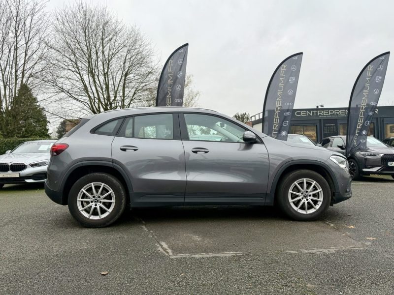 MERCEDES GLA 200D BUSINESS LINE 2021