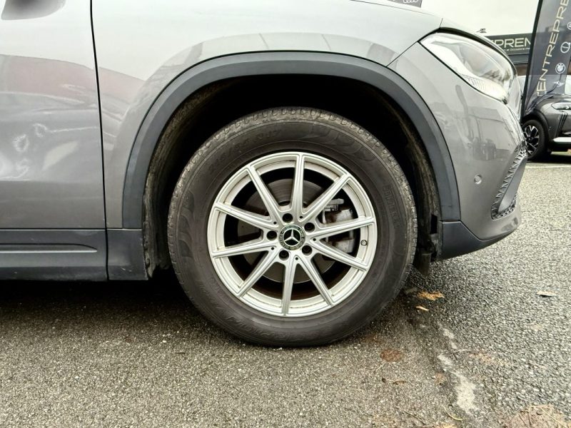 MERCEDES GLA 200D BUSINESS LINE 2021