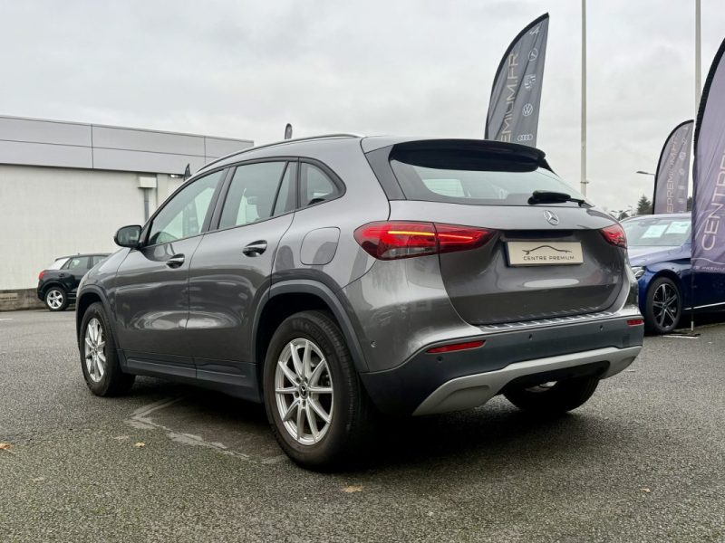 MERCEDES GLA 200D BUSINESS LINE 2021