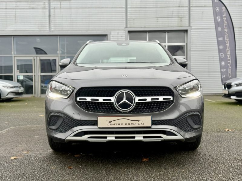 MERCEDES GLA 200D BUSINESS LINE 2021