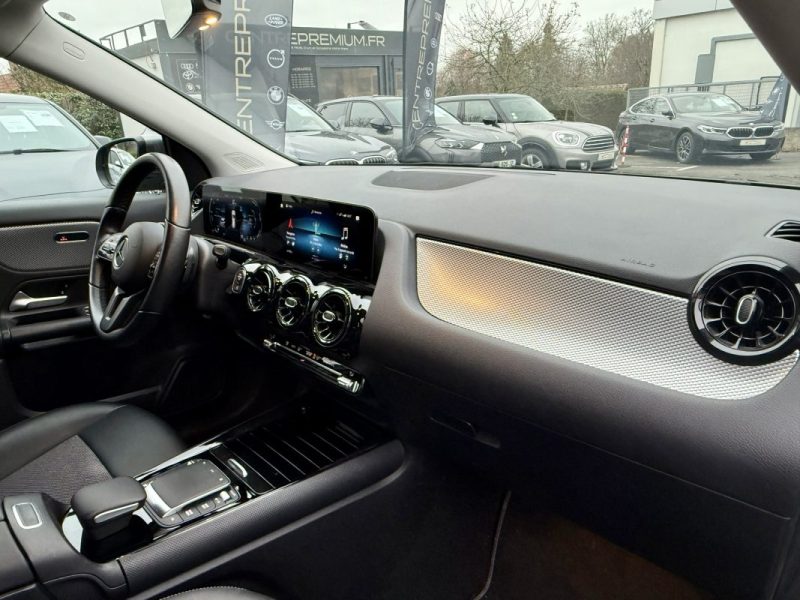 MERCEDES GLA 200D BUSINESS LINE 2021