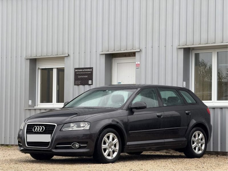 AUDI A3 1.6 TDI 105CH DPF START/STOP ATTRACTION S TRONIC 7 273 000KM 2011