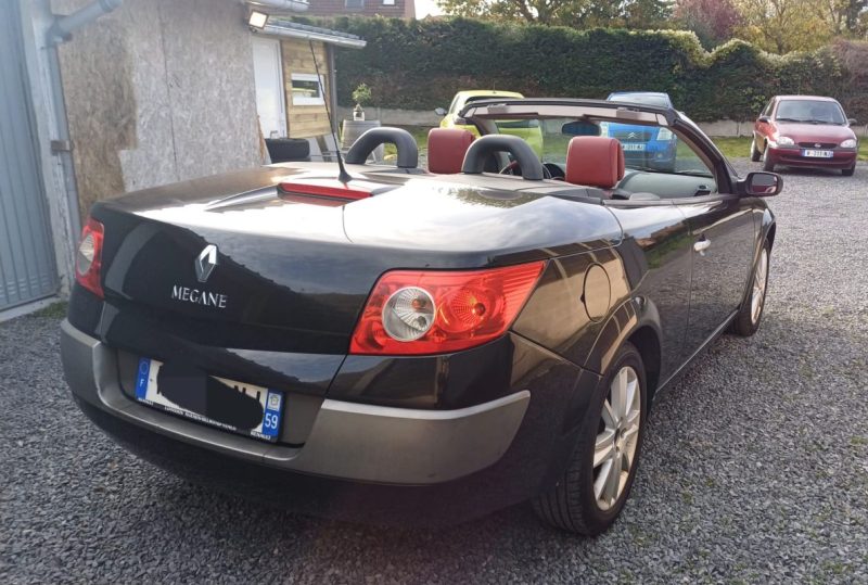 Renault Mégane Cabriolet KARMAN 2.0 136ch CUIR Garantie 3mois
