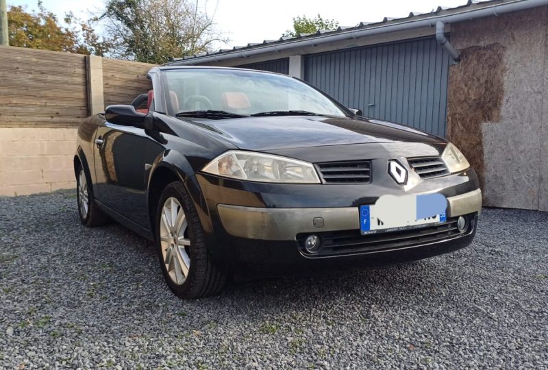 Renault Mégane Cabriolet KARMAN 2.0 136ch CUIR Garantie 3mois
