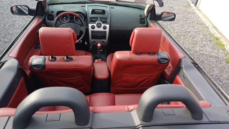 Renault Mégane Cabriolet KARMAN 2.0 136ch CUIR Garantie 3mois