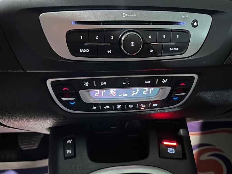 RENAULT SCENIC III 1.5 DCI 110 ENERGY BUSINESS 7PL ECO2 