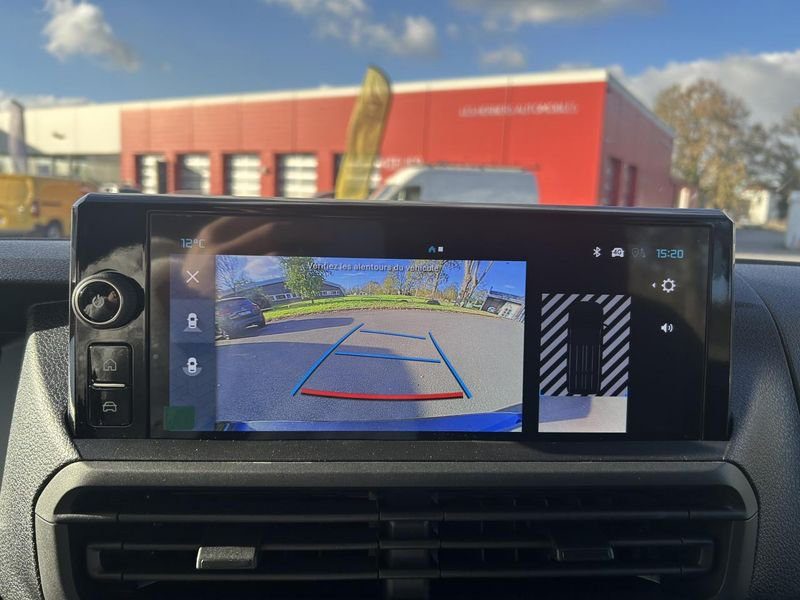 Citroën Jumpy M CabAppro 2.2 D 180 EAT8 5pl PackPremiumConnect JA17 Pack Look Camera