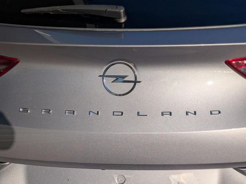 Opel grandland X 1.5 CDTI - 130 BVA 8 Ultimate