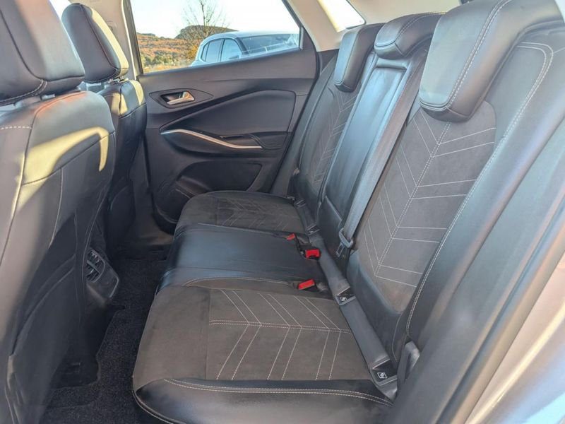 Opel grandland X 1.5 CDTI - 130 BVA 8 Ultimate