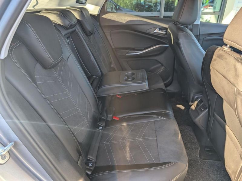 Opel grandland X 1.5 CDTI - 130 BVA 8 Ultimate