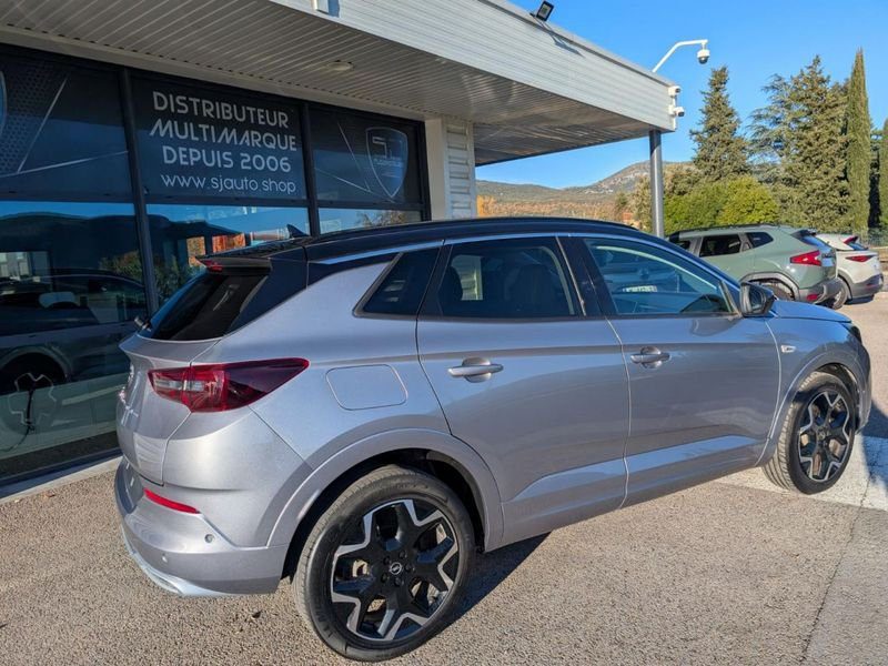 Opel grandland X 1.5 CDTI - 130 BVA 8 Ultimate