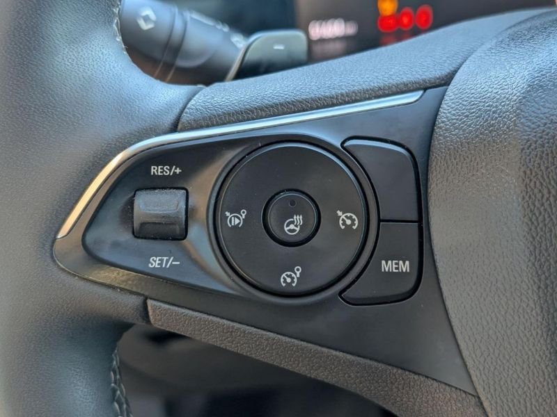 Opel grandland X 1.5 CDTI - 130 BVA 8 Ultimate