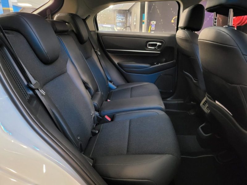 HONDA HR-V 1.5 I-MMD 131CH HEV ADVANCE CARPLAY / CAMERA / SIÈGES &VOLANT CHAUFFANTS 1ER MAIN