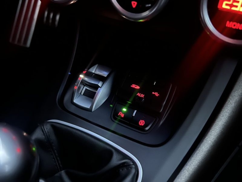 ALFA ROMEO GIULIETTA 3 III PHASE 2 EXCLUSIVE 1.6 JTDM 105 Cv 1ERE MAIN / 51 100 Kms - GARANTIE 1 AN