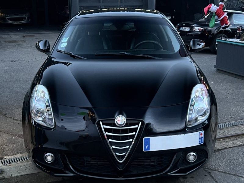 ALFA ROMEO GIULIETTA 3 III PHASE 2 EXCLUSIVE 1.6 JTDM 105 Cv 1ERE MAIN / 51 100 Kms - GARANTIE 1 AN