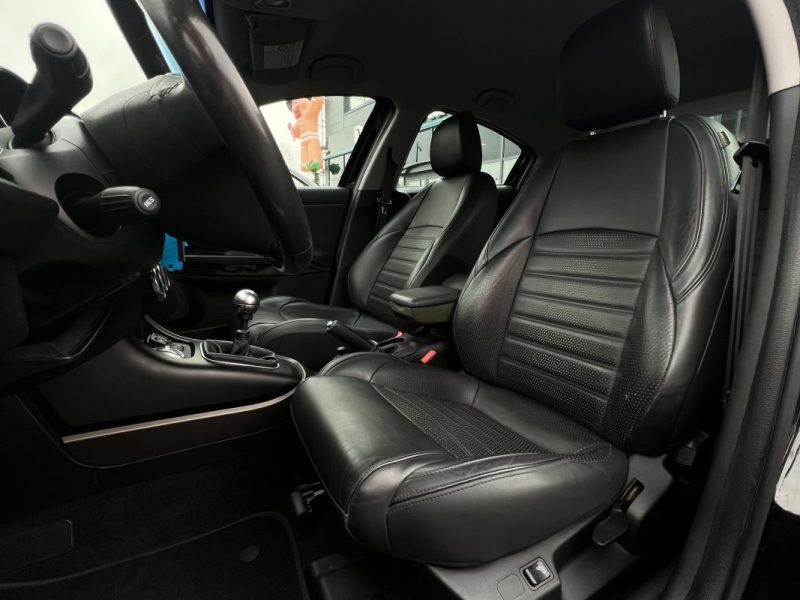 ALFA ROMEO GIULIETTA 3 III PHASE 2 EXCLUSIVE 1.6 JTDM 105 Cv 1ERE MAIN / 51 100 Kms - GARANTIE 1 AN