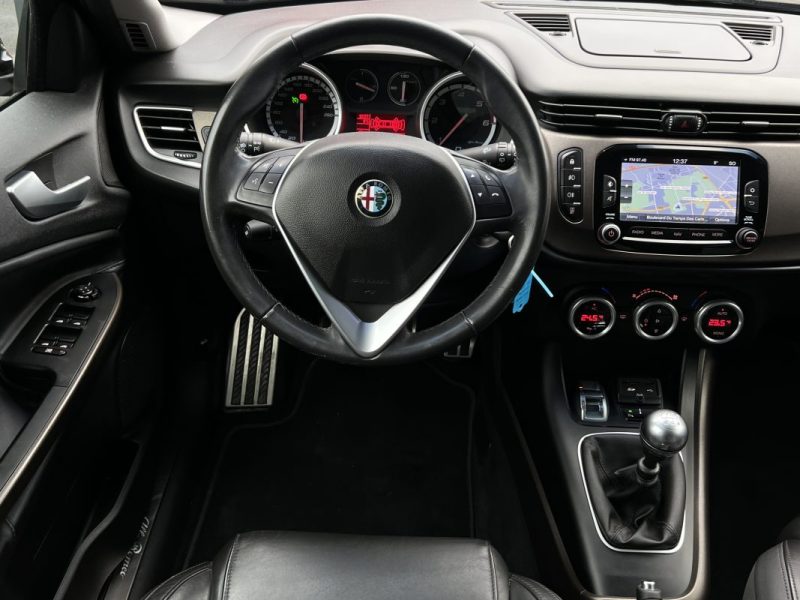 ALFA ROMEO GIULIETTA 3 III PHASE 2 EXCLUSIVE 1.6 JTDM 105 Cv 1ERE MAIN / 51 100 Kms - GARANTIE 1 AN