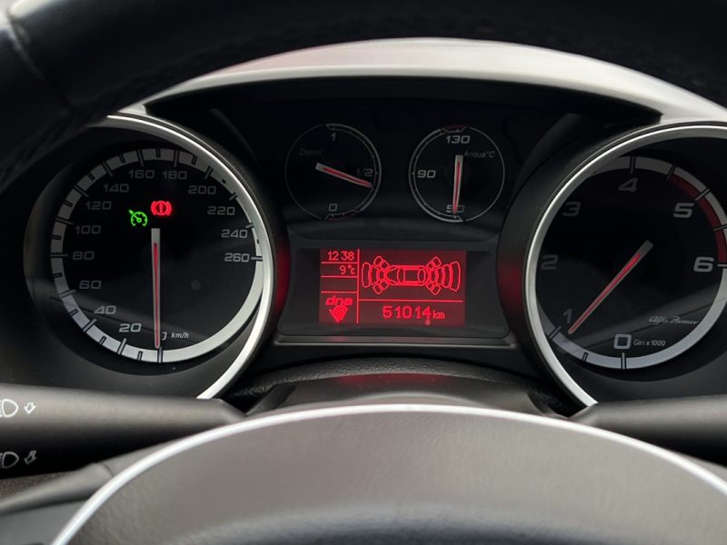 ALFA ROMEO GIULIETTA 3 III PHASE 2 EXCLUSIVE 1.6 JTDM 105 Cv 1ERE MAIN / 51 100 Kms - GARANTIE 1 AN