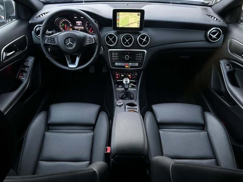 MERCEDES GLA PHASE 2 II 180 1.6i 122 Cv 1ERE MAIN / 3 900 Kms REELS ORIGINE FRANCE - GARANTIE 1 AN