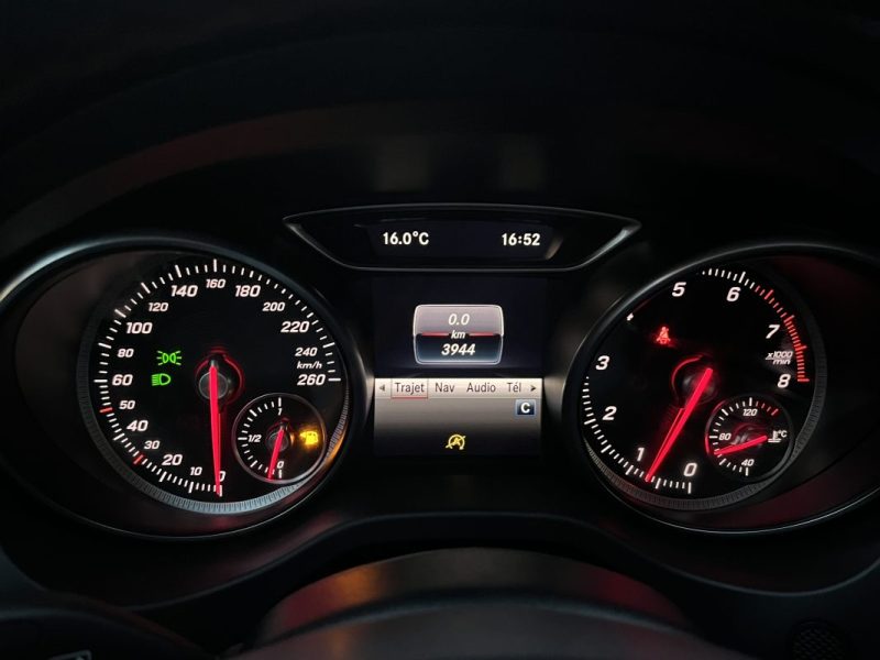 MERCEDES GLA PHASE 2 II 180 1.6i 122 Cv 1ERE MAIN / 3 900 Kms REELS ORIGINE FRANCE - GARANTIE 1 AN