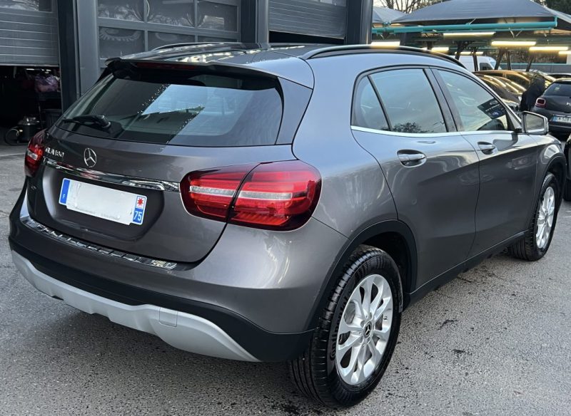 MERCEDES GLA PHASE 2 II 180 1.6i 122 Cv 1ERE MAIN / 3 900 Kms REELS ORIGINE FRANCE - GARANTIE 1 AN