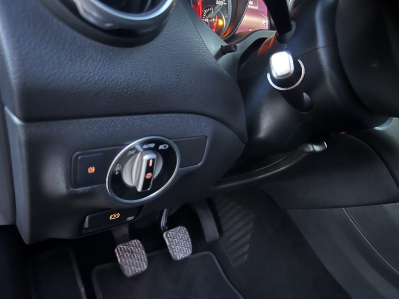 MERCEDES GLA PHASE 2 II 180 1.6i 122 Cv 1ERE MAIN / 3 900 Kms REELS ORIGINE FRANCE - GARANTIE 1 AN