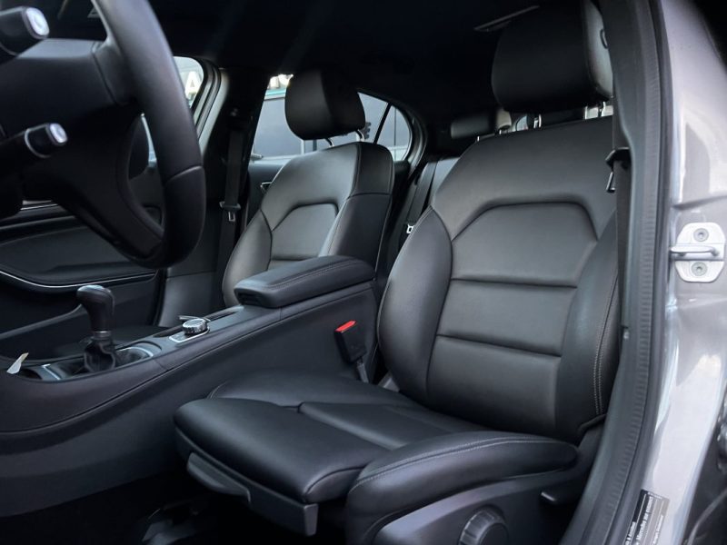 MERCEDES GLA PHASE 2 II 180 1.6i 122 Cv 1ERE MAIN / 3 900 Kms REELS ORIGINE FRANCE - GARANTIE 1 AN