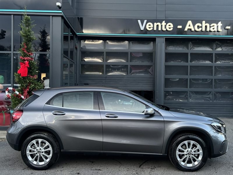 MERCEDES GLA PHASE 2 II 180 1.6i 122 Cv 1ERE MAIN / 3 900 Kms REELS ORIGINE FRANCE - GARANTIE 1 AN