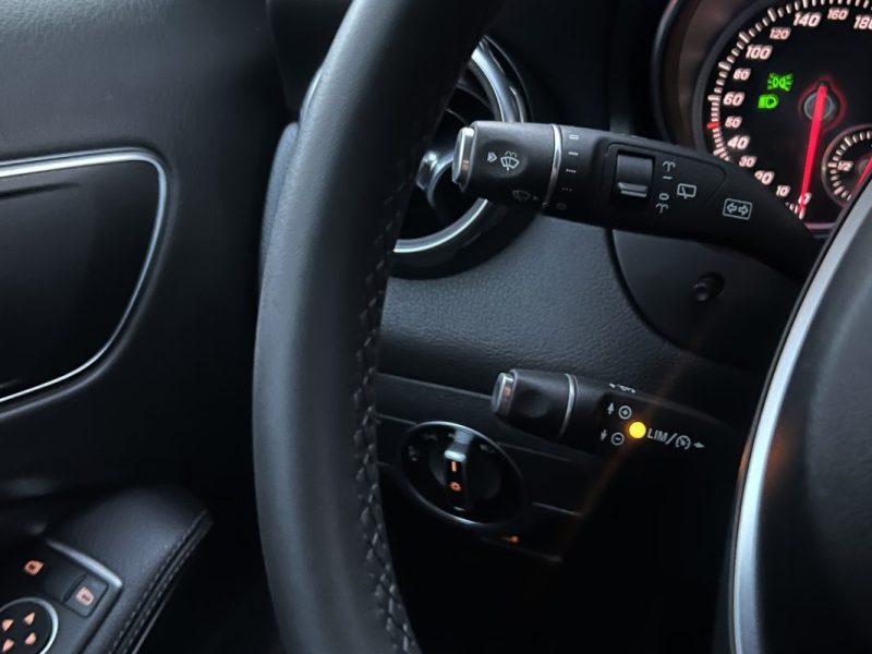 MERCEDES GLA PHASE 2 II 180 1.6i 122 Cv 1ERE MAIN / 3 900 Kms REELS ORIGINE FRANCE - GARANTIE 1 AN