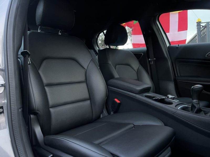 MERCEDES GLA PHASE 2 II 180 1.6i 122 Cv 1ERE MAIN / 3 900 Kms REELS ORIGINE FRANCE - GARANTIE 1 AN